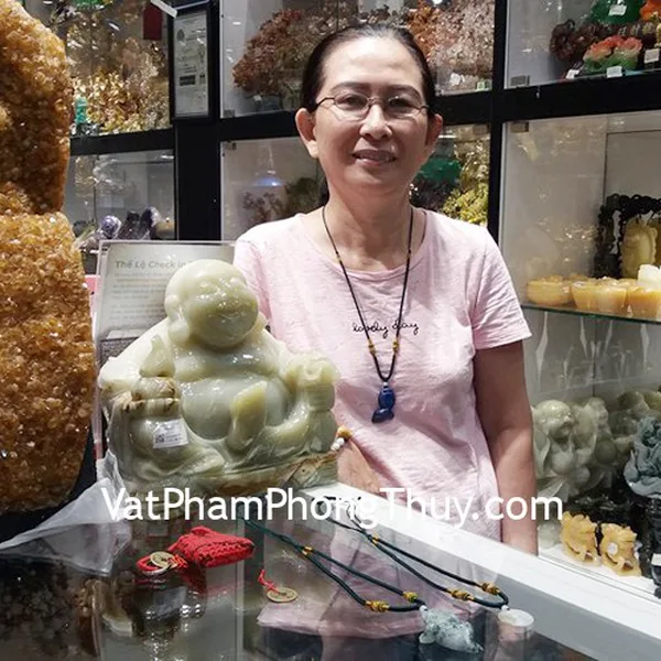 Chị Ngọc Nữ- khách hàng mua cóc ngọc phỉ thúy S951 và cá chép thanh kim S6030