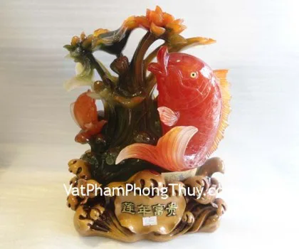 Cá đỏ, đế gỗ- Liên niên hữu dư E184